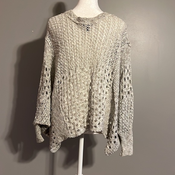 Express Heather Gray/White Sweater, Size XS/S - Picture 4 of 5